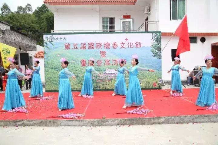 清遠市奇石市場在哪里_清遠奇石公園_清遠奇石河風景區簡介